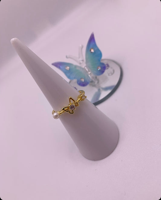 Dainty butterfly pearl ring