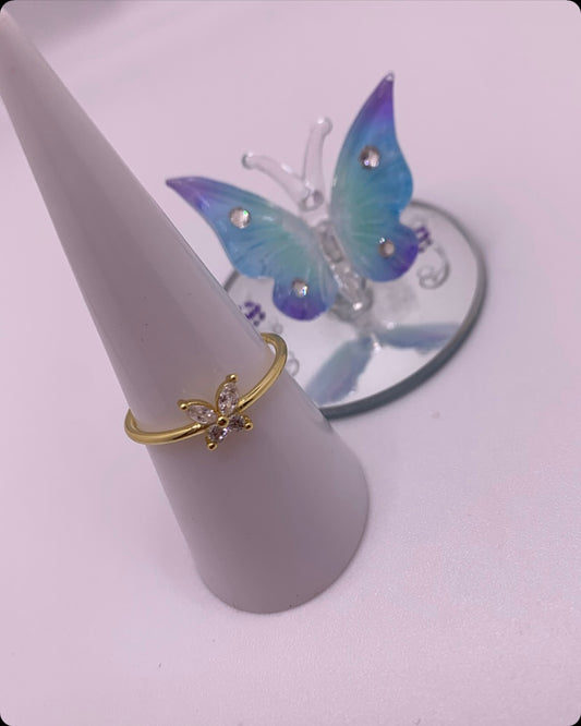 Mini butterfly ring